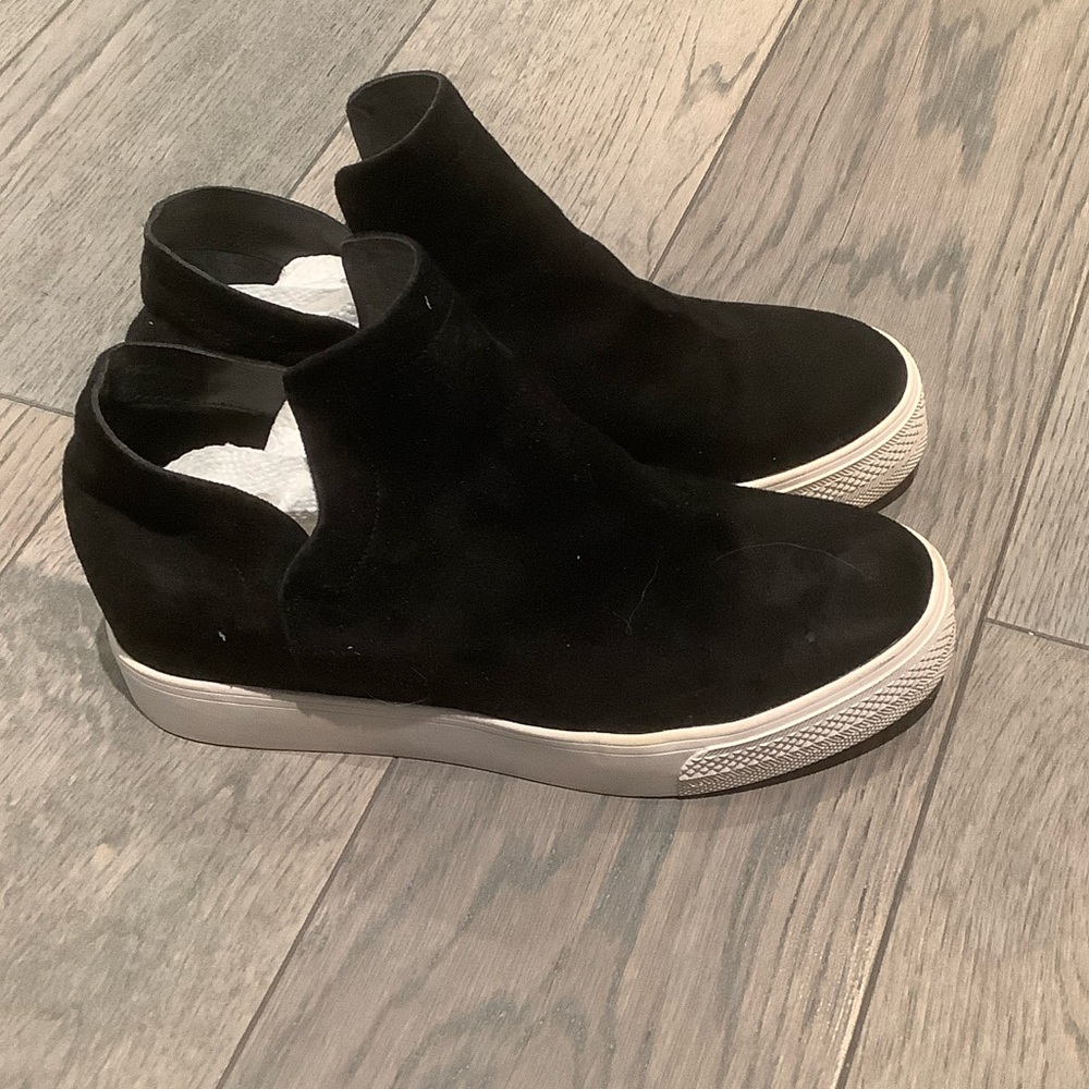Steve Madden Black Ankle Booties